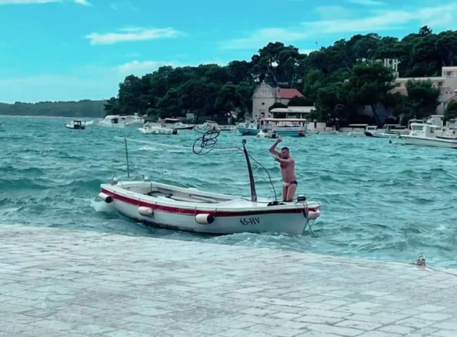 matko novak kogo hvar brod plima lebic 1 