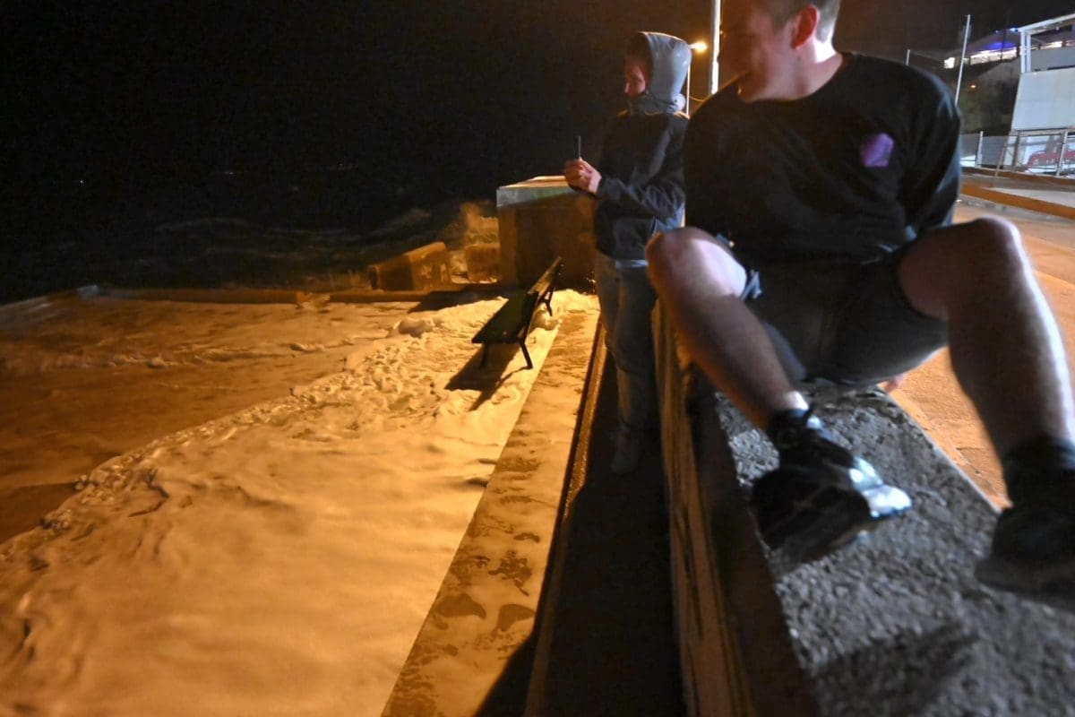 nevrijeme jako jugo udari valovi 2 