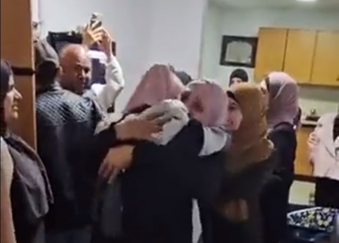 (VIDEO) Palestinka je bila u zatvoru od 16. godine, pogledajte njen susret s majkom