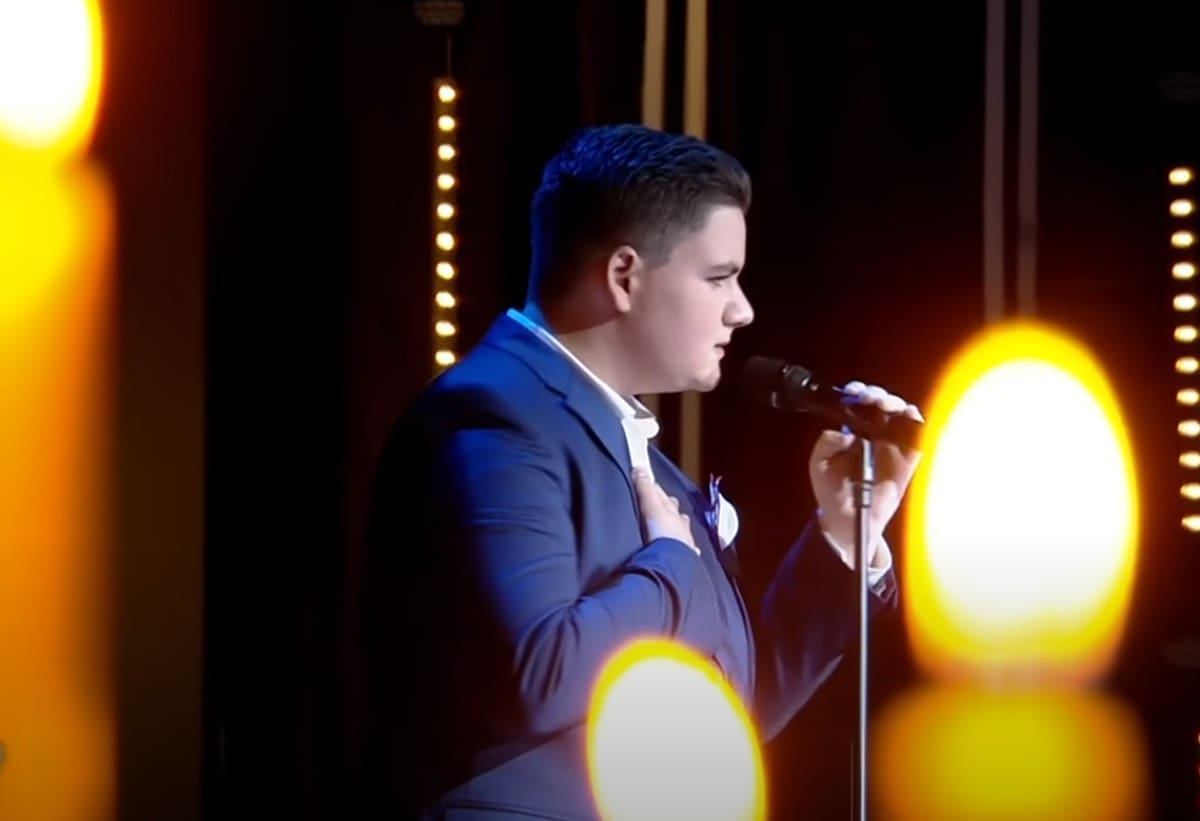 SLAVUJ S KORČULE Oduševio je žiri, publiku i cijeli svijet: "Ti si takva duša i tako te je predivno slušati"