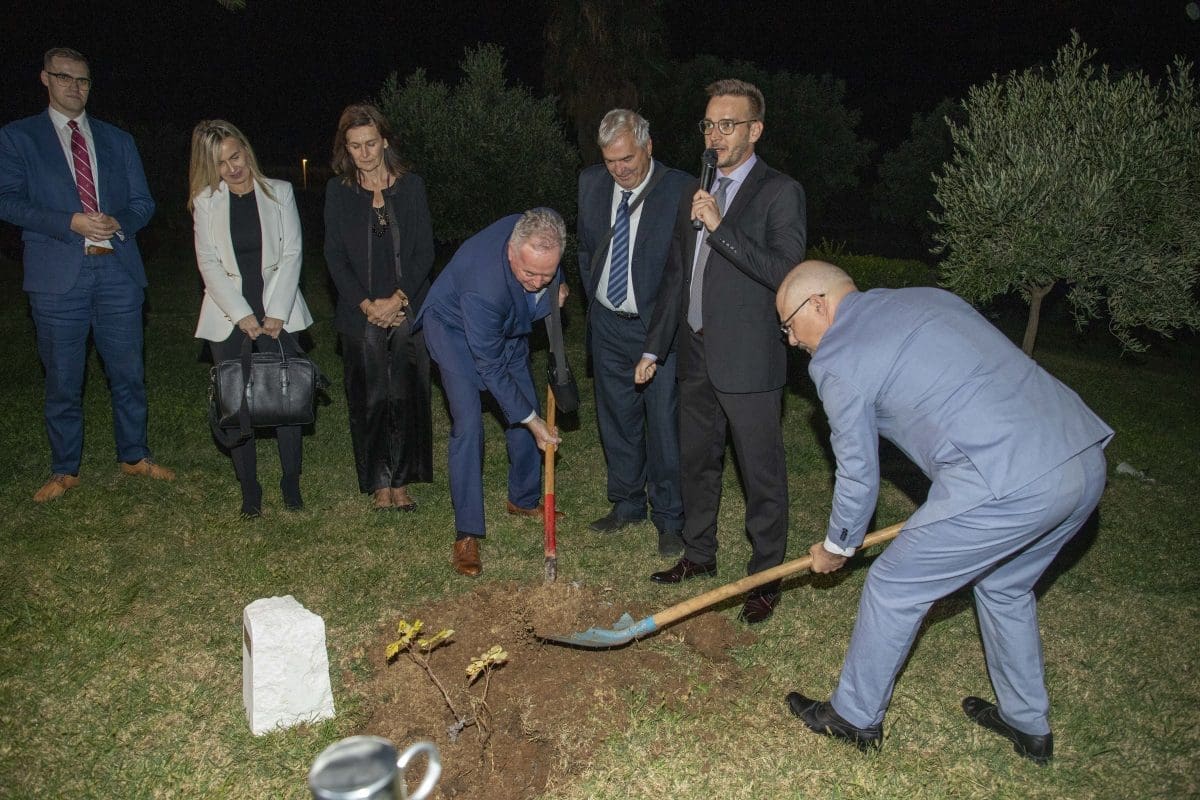 Svečano otvorena 33. Sabatina: Dodijeljena priznanja zaslužnima za razvoj i unapređenje kulture vina i vinogradstva