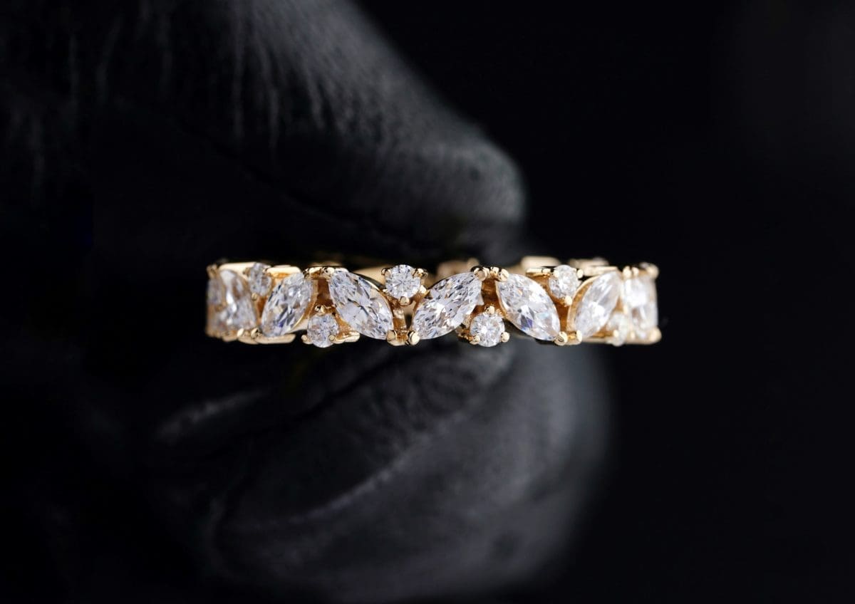 CRNI VIKEND zlatnog sjaja: Evo gdje ugrabiti najveći popust na nakit u Splitu i Sinju