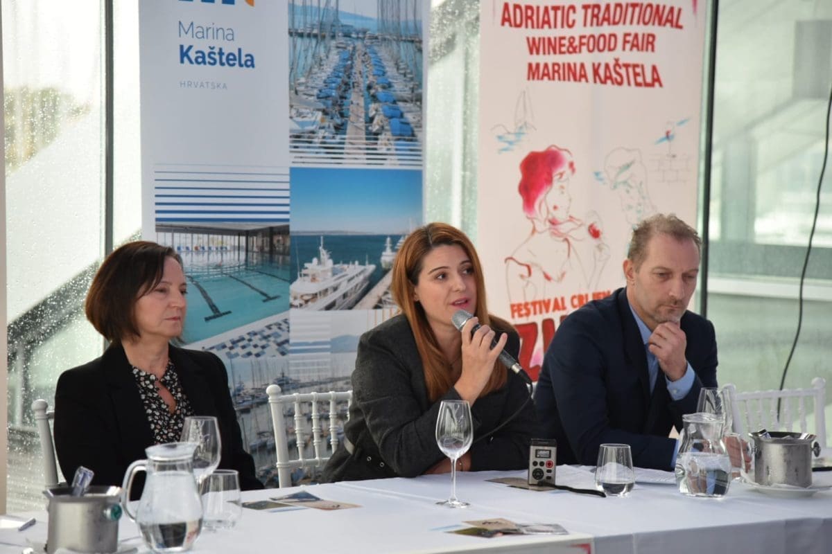 ZINFEST 2023 Spektakularan gastronomski događaj u Kaštelima: kušanje vina s poznatim somelierima i tradicijska jela s vrhunskim kuharima