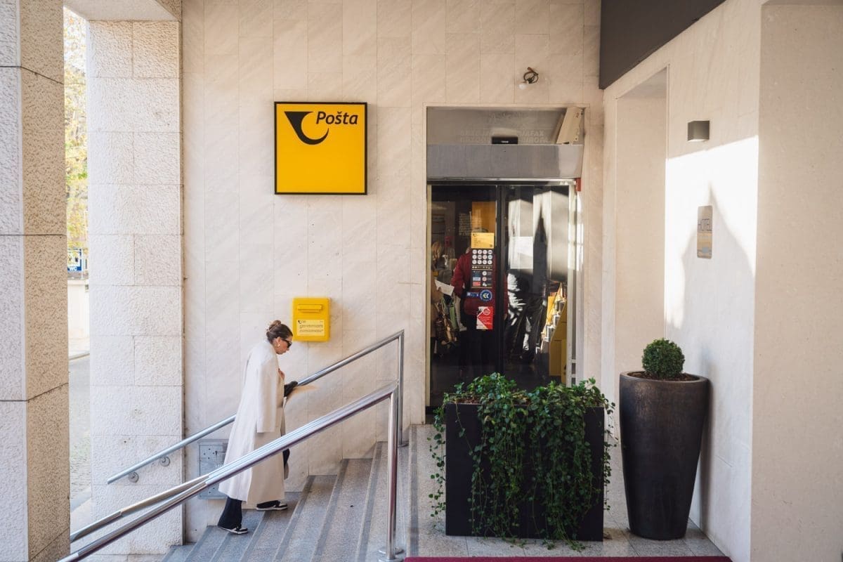 12 18 posta cornaro 1