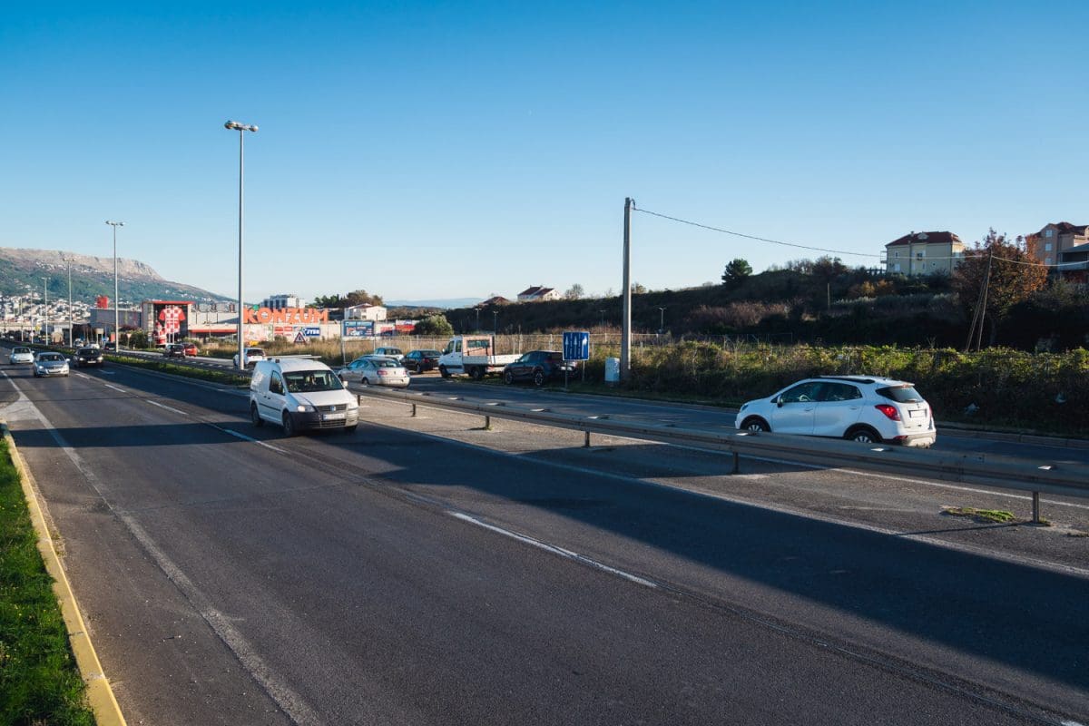 12 19 mcdonalds parcela sirobuja 6