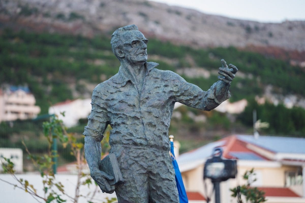 12 7 podstrana spomenik tudman plenkovic 34