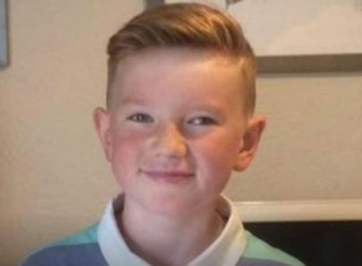 NAKON ŠEST GODINA PONOVNO S BAKOM Nestali dječak vraćen je kući nakon što je pronađen u Francuskoj