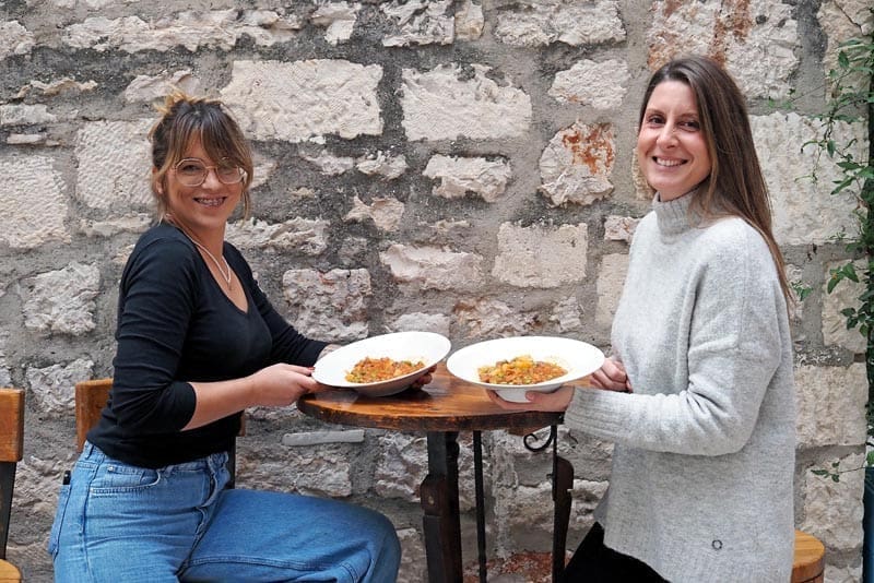 Josipa Mikulic i Tina Bilos