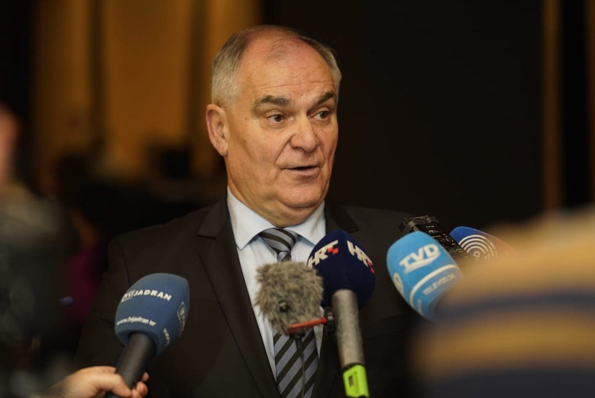 boban kuzmanic konferencija 4