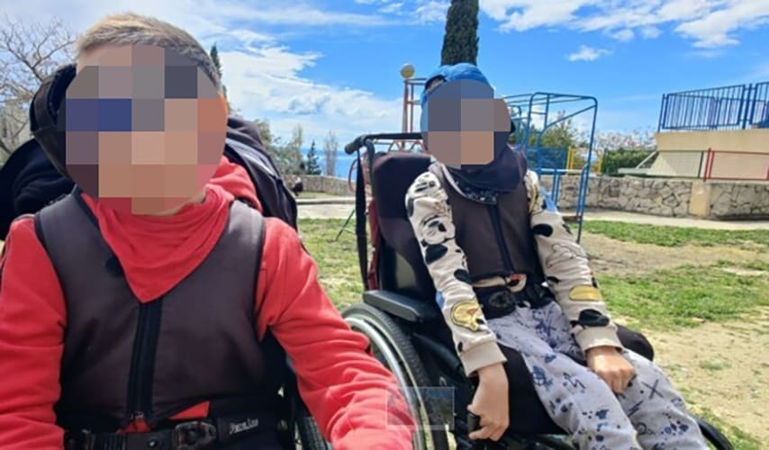 LJUDI SU OPET POKAZALI VELIKO SRCE Prikupljena sredstva potrebna da se Maxu i Leonu kupi neophodan uređaj. Njihova mama je presretna: "Ovo je čudo"