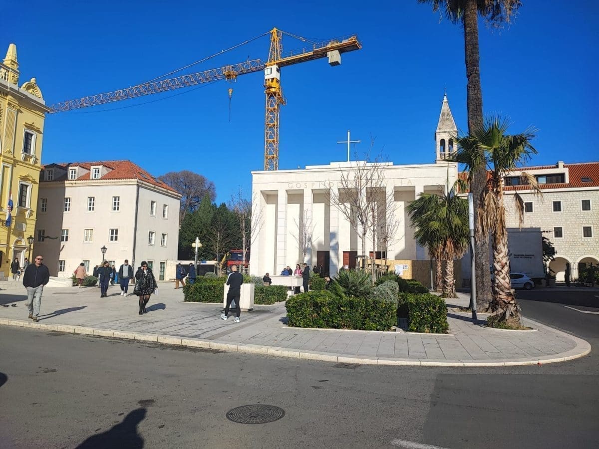 riva split dalmacija 5 