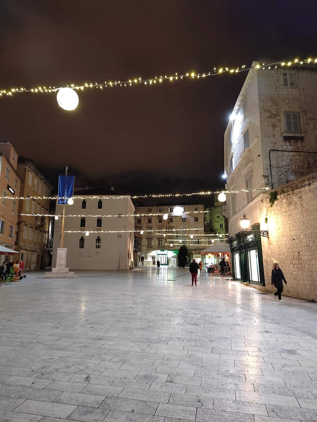 ukrasi pjaca bozicni2