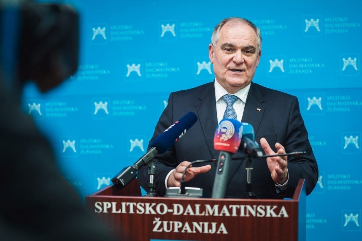 1 15 sdz konzularni zbor 21