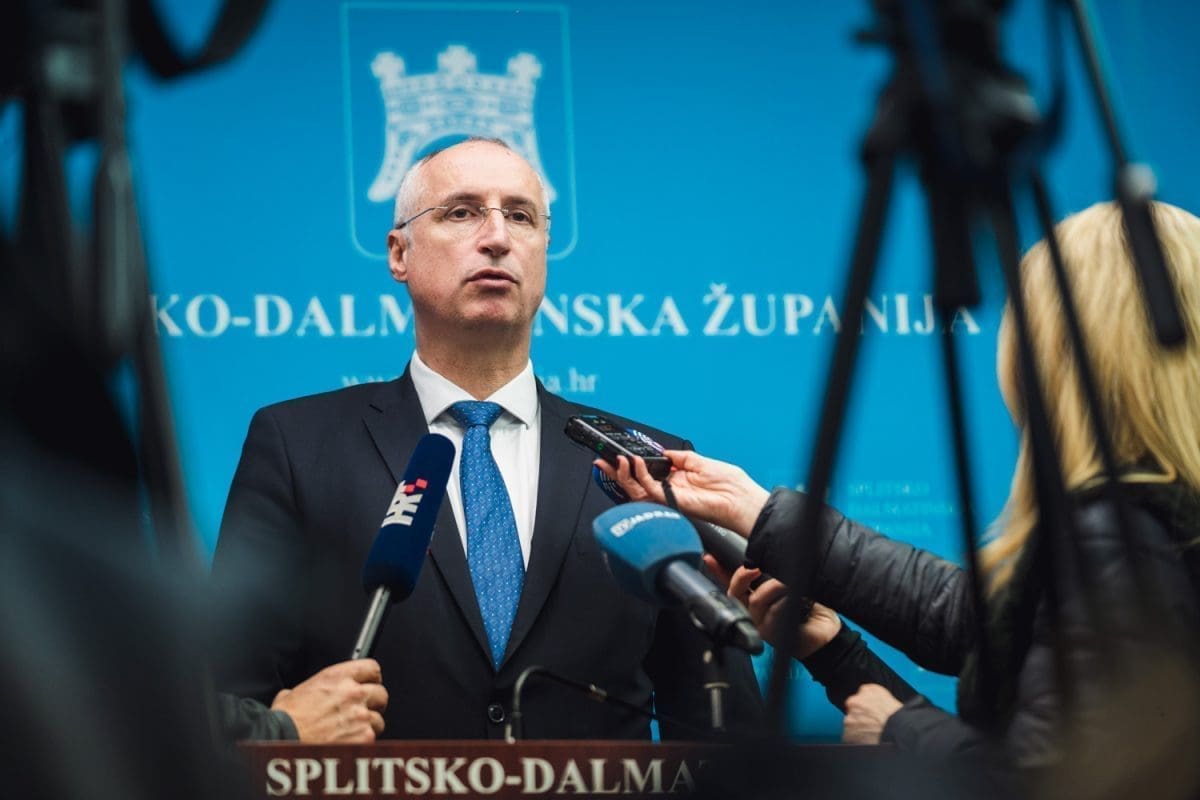 1 15 sdz konzularni zbor 22