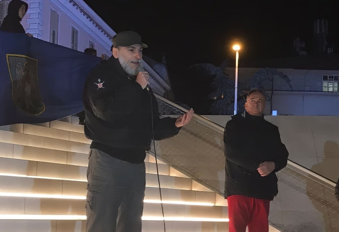 Franciškovićevi i Kovačevićevi sporni javni istupi 'pušteni' u sudnici: 'Bolje primiti metak nego cjepivo'