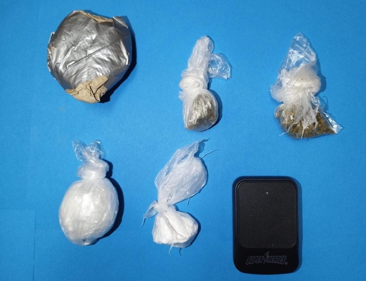 PAO 'OPAKI' SPLITSKI DILER Policiji predao kokain i marihuanu, pretragom stana usijedio je pravi šok