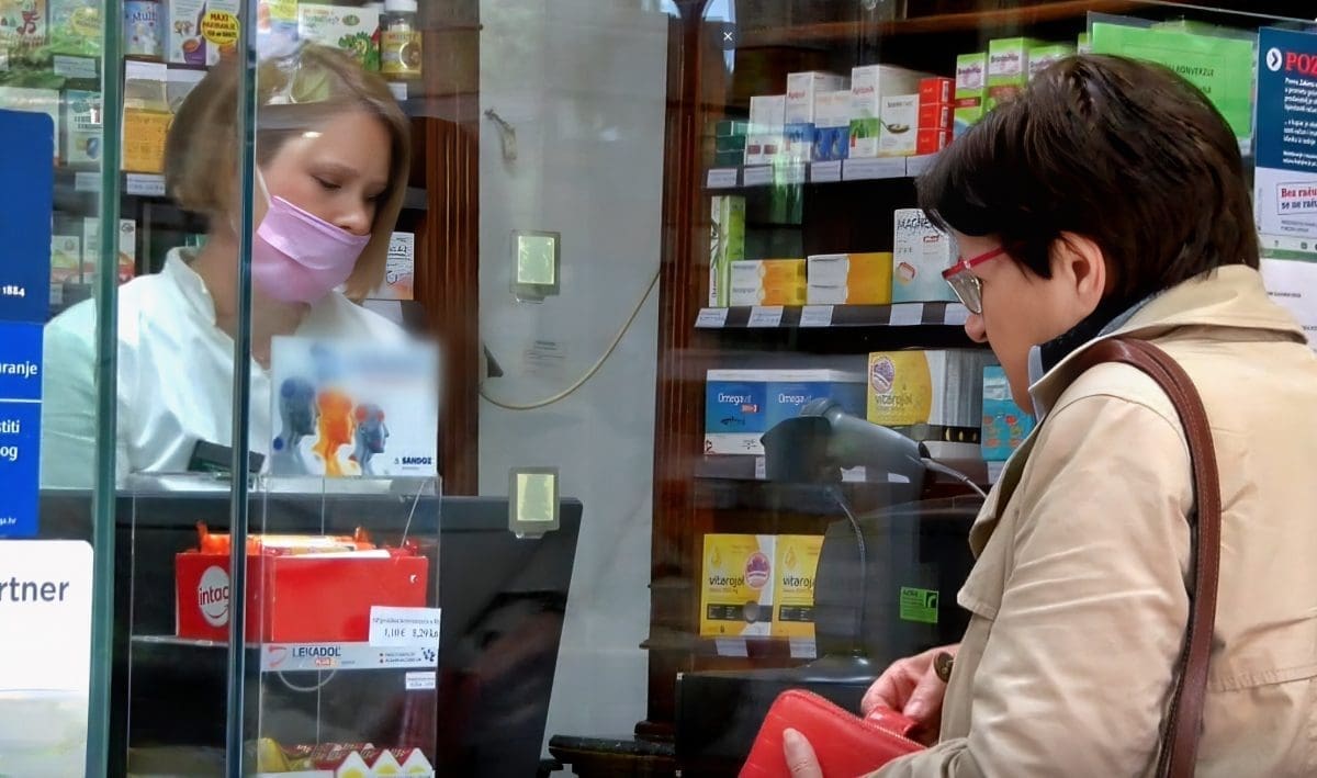 UDAR NA BUDŽET Participacije za građane bez dopunskog osiguranja skuplje za čak 33 posto!