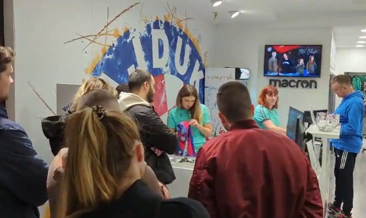 Perišićev dolazak srušio Hajdukov webshop. Evo koliko košta dres