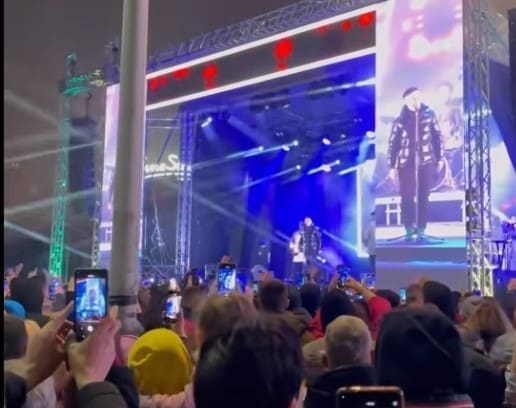 PREKINULA NOVOGODIŠNJI KONCERT Incident na koncertu Marije Šerifović: "Sad ga vi nađite i je*ite mu majku"