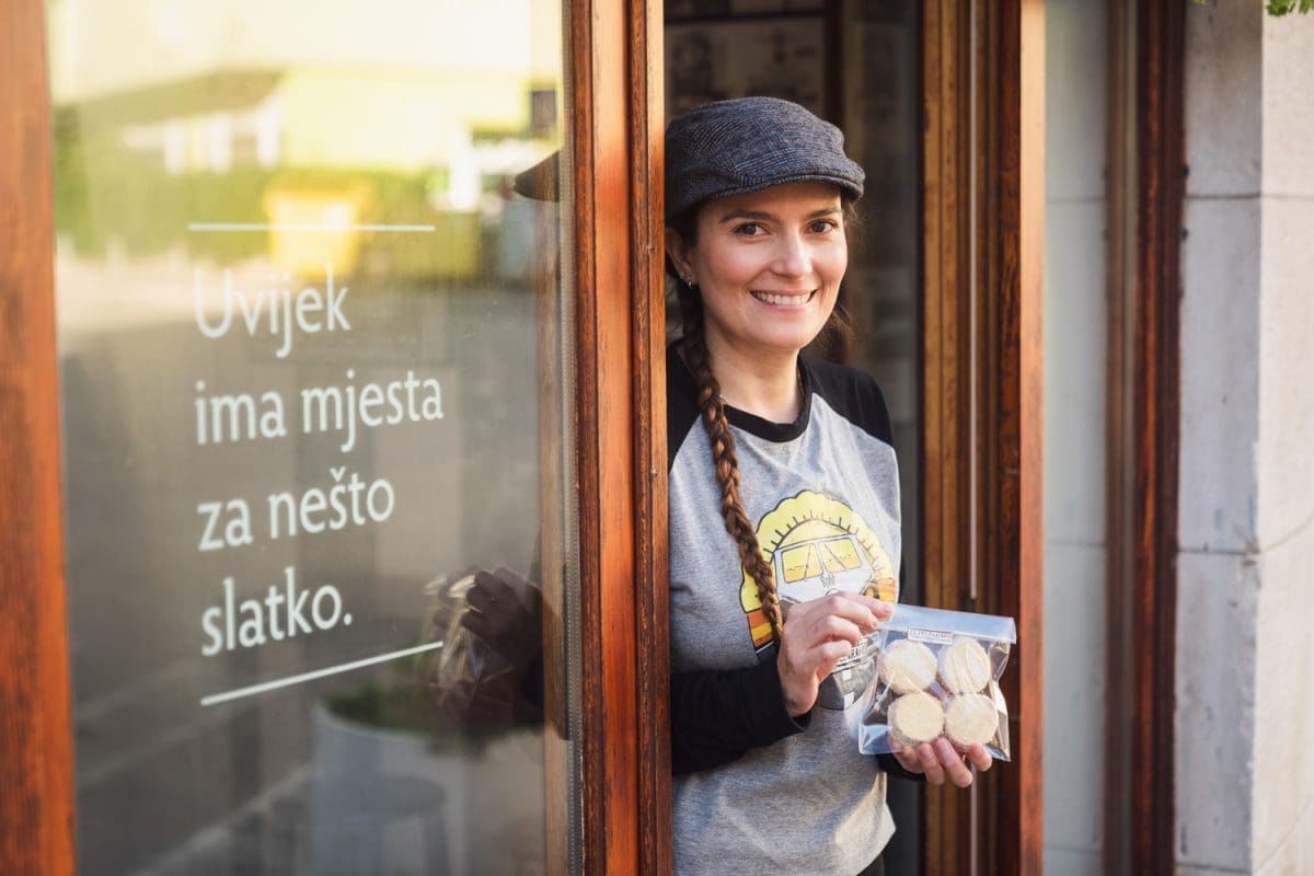 2 16 el telegrafo 19