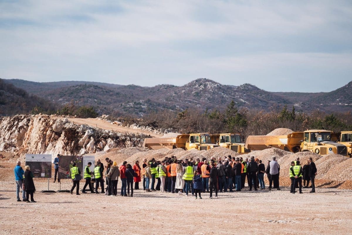 Novi mirni prosvjed. Građani protiv probijanja tunela Kozjak