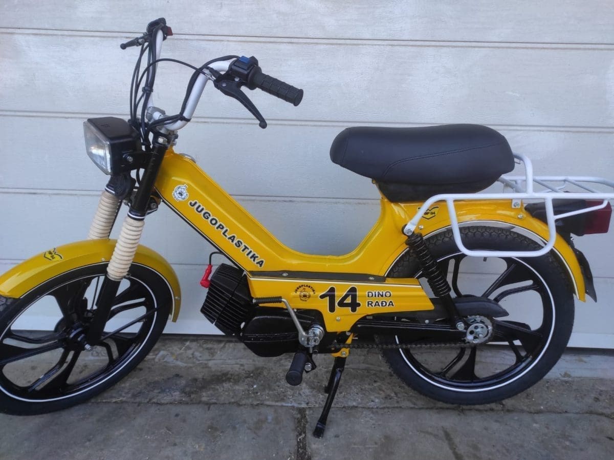 Vintage Tomos tour Split1