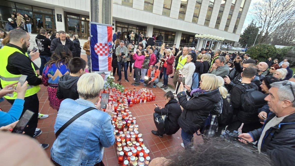 SPLIĆANI NA NOGAMA Nakon prosvjeda za ubijenog Luku, od vlade traže ove stvari - hitno!