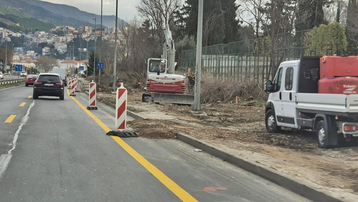 POČELO JE Kreće rekonstrukcija južne strane raskrižja kod Stobreča i TTTS-a. Trajat će čak 8 mjeseci