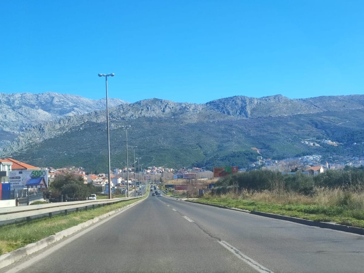 sirobuja cesta barutana