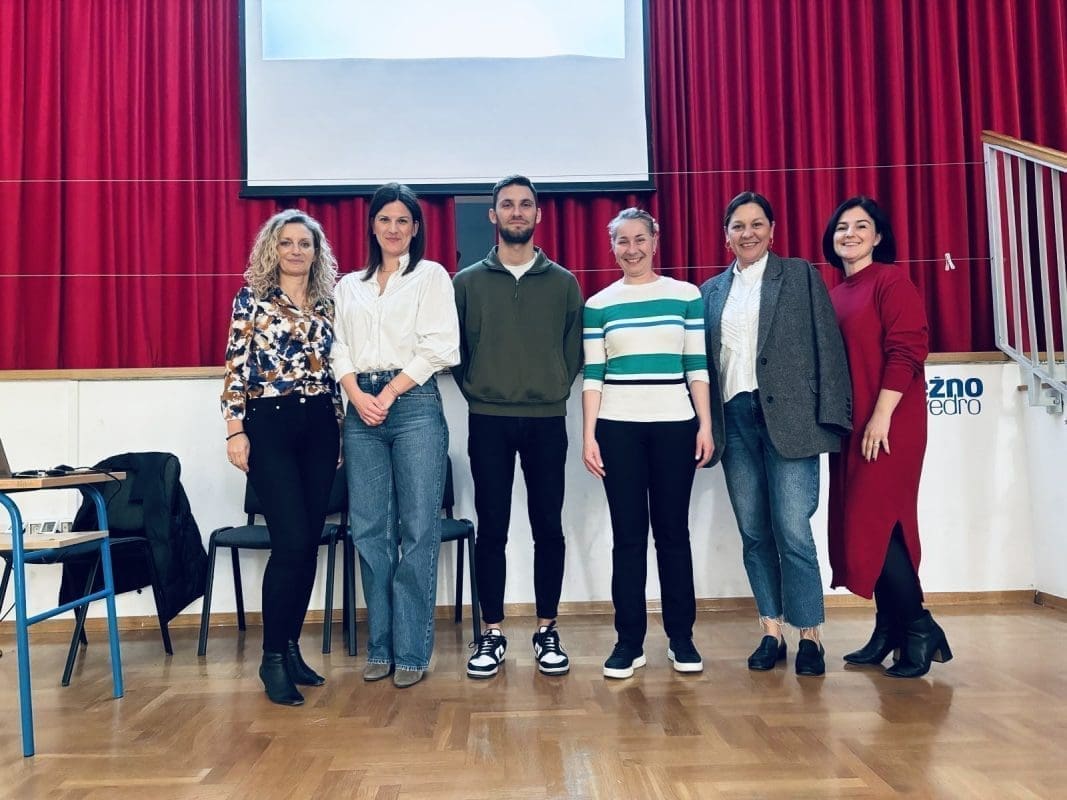 23. TJEDAN MOZGA Pet godina suradnje Zavoda za neuroznanost i Osnovne škole Strožanac