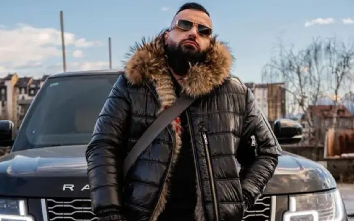 Poznatom reperu Bubi Corelliju zapalili su auto u Sarajevu