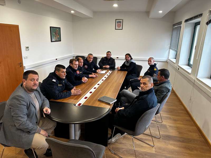DIVULJE Kakvo je stanje u hrvatskom vatrogastvu? Održan je sastanak, evo o čemu se govorilo