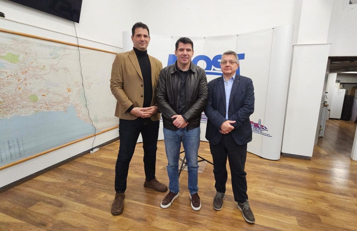 MOST održao konferenciju za medije. Markotić: "Od konkretnih projekata nema ništa, sve će ostati na bannerima"