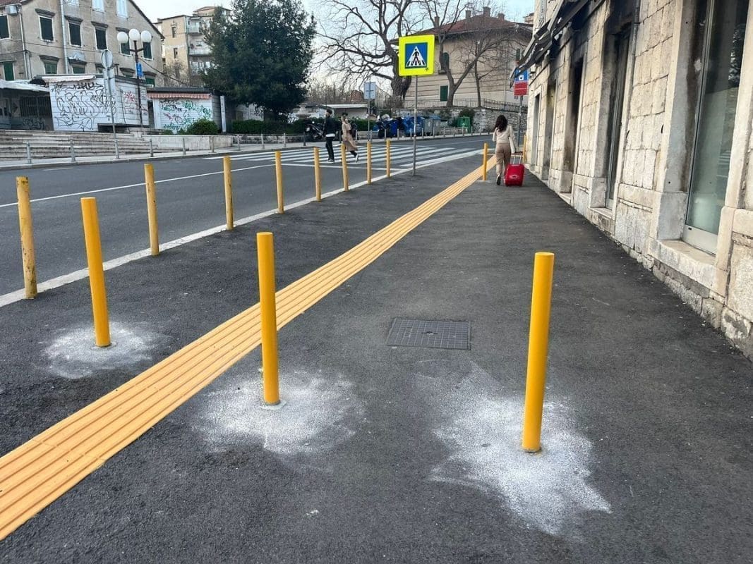 pazar auto traka za slijepe stupovi