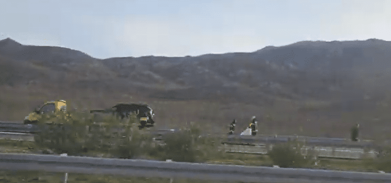 POŽAR NA AUTOCESTI Planuo automobil