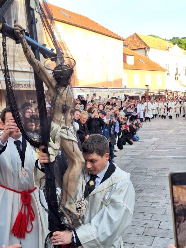 procesija za krizen hvar 29