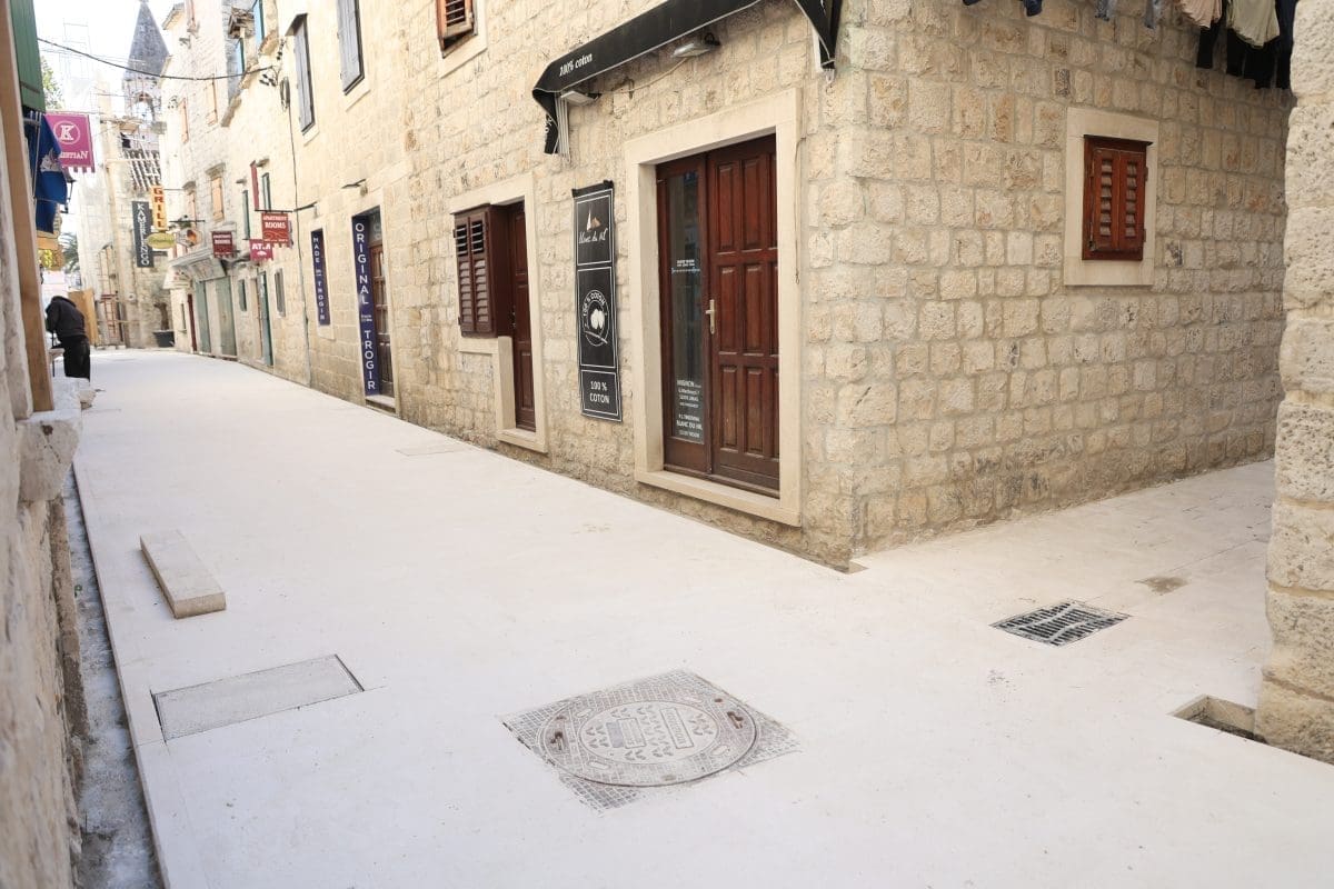 trogir poplocenje gradska jezgra 3