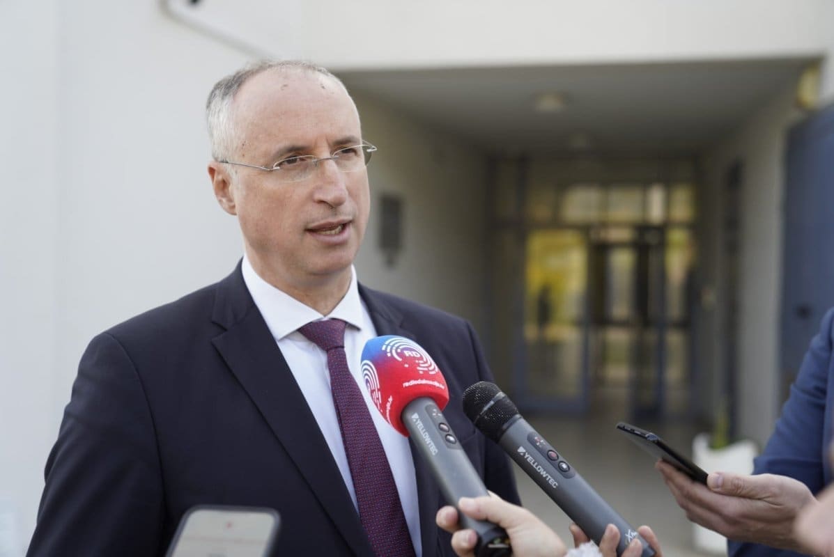 Puljak: "Spremaju li HDZ i DP najveći udar na osnovne zapadne civilizacijske vrijednosti otkad je formirana ova vladajuća koalicija?"