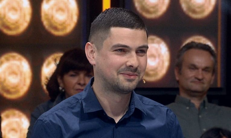 Branimir već 10 godina sastavlja pub kvizove u Splitu. Dosegao 15.000 pa mu "presudila" tripofobija