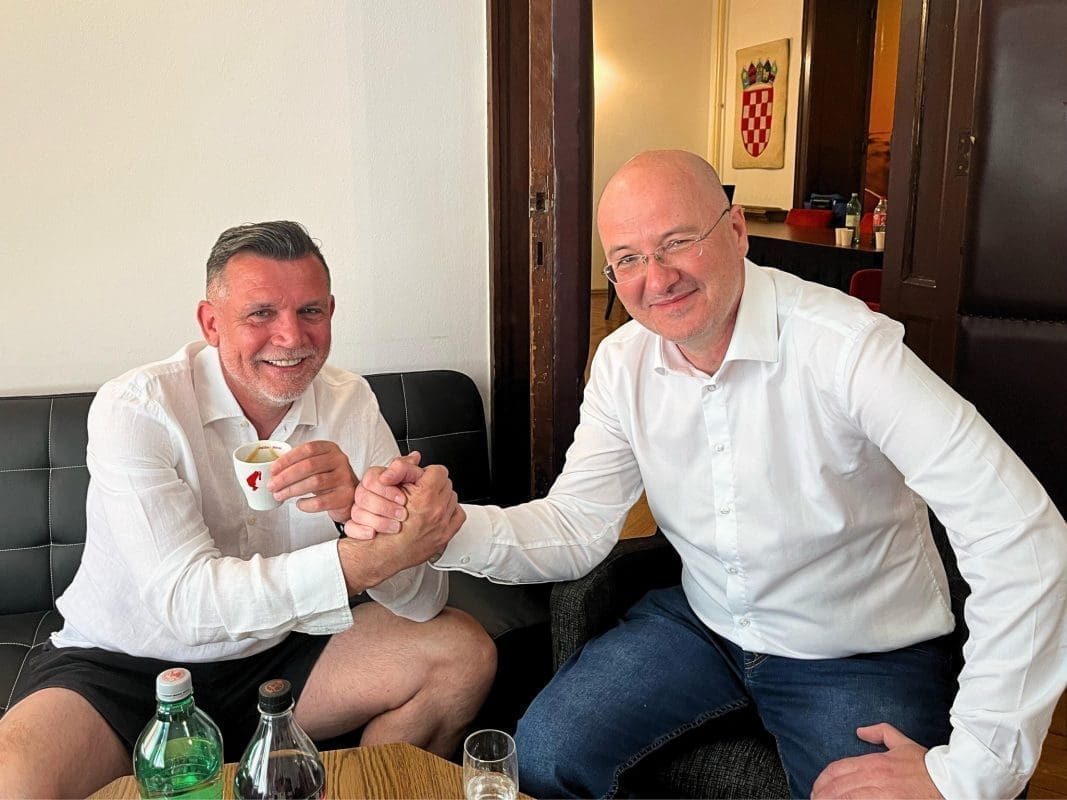 DP mora manuti plakat: Instrumentalizacija državnih tijela za račun srpskohrvatske trgovačke koalicije