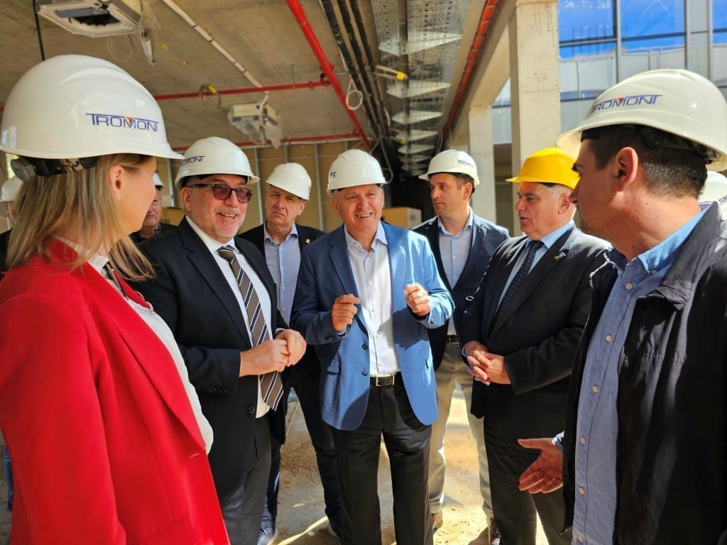 BAČIĆ STIGAO U SPLIT Obišao investiciju vrijednu 32 milijuna eura u društvu Bobana i Šute