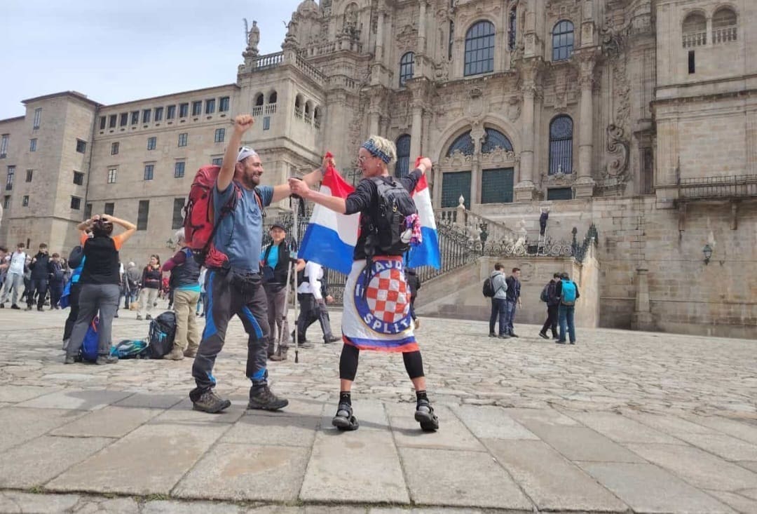 KAPA DO PODA Splićanin hodočastio više od 900 km do Santiaga de Compostele, pogledajte što je cijelo vrijeme nosio sa sobom