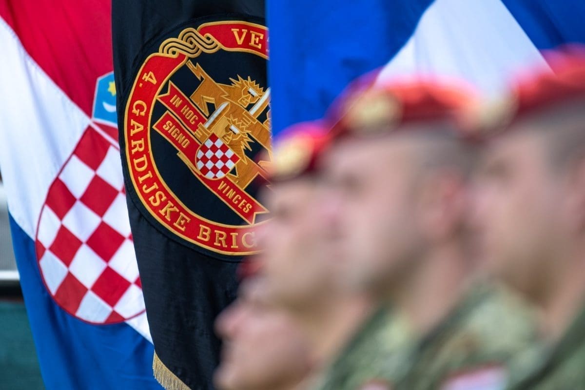 SRETAN ROĐENDAN, PAUCI! U Domovinskom ratu 196 pripadnika položilo živote na oltar Domovine. Danas je njihov dan, centralni događaj na Dračevcu