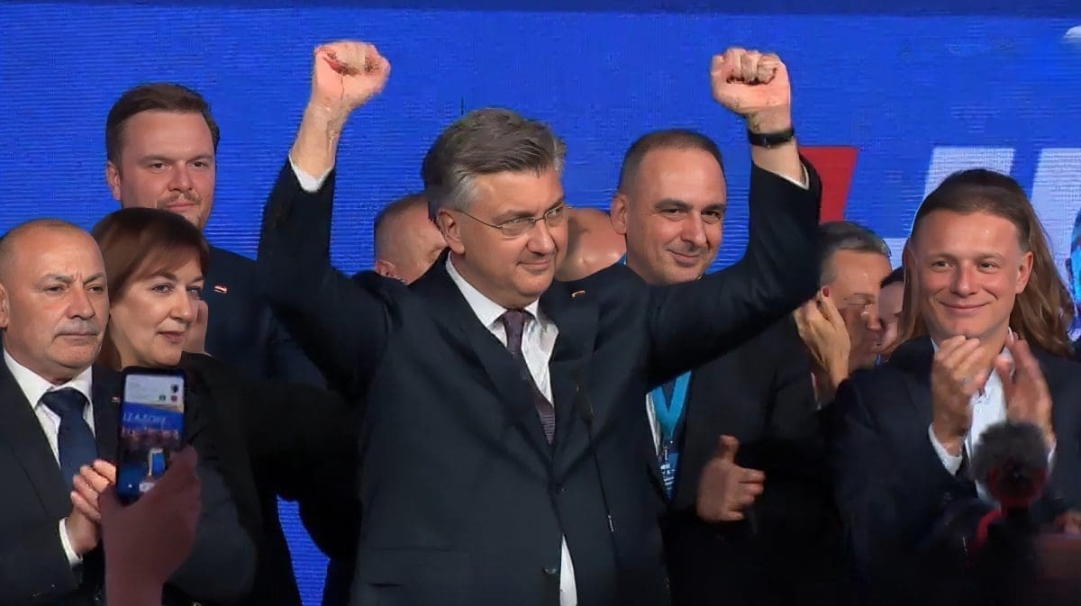 PLENKOVIĆ Uvjerljivo smo pobijedili, ujutro krećemo sastavljati novu Vladu