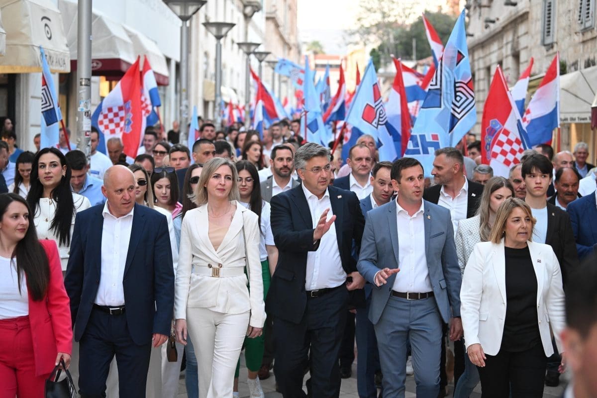 Splićani pljeskom dočekali Plenkovića!
