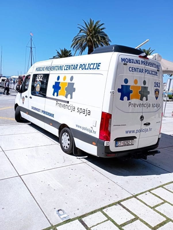 policija 1 