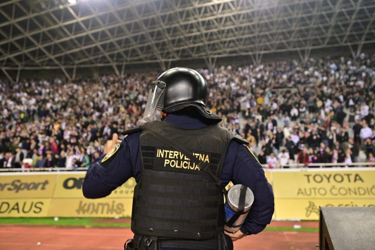 "Izbjegavajte cestu D1, smjer Klis-Solin i naplatnu postaju Dugopolje". Policija objavila upute i obavijesti uoči gostovanja Dinama na Poljudu