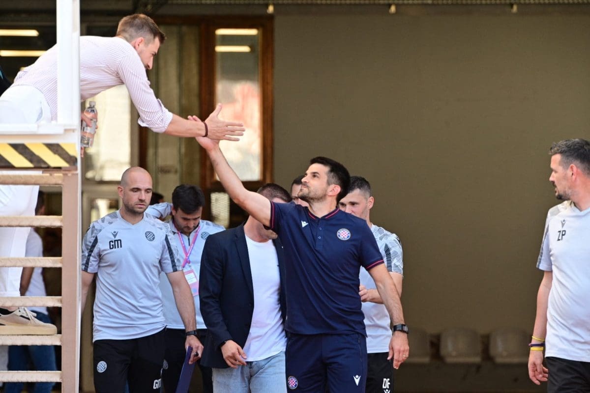 roko pav inusic hajduk osijek prazan poljud 32