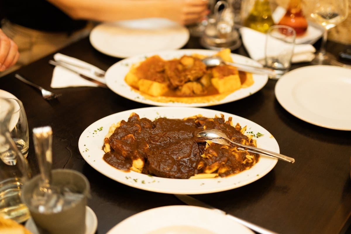 ŠTO TO TAKO LIPO MIRIŠE? Makarska verzija Autentice bila je za čistu desetku