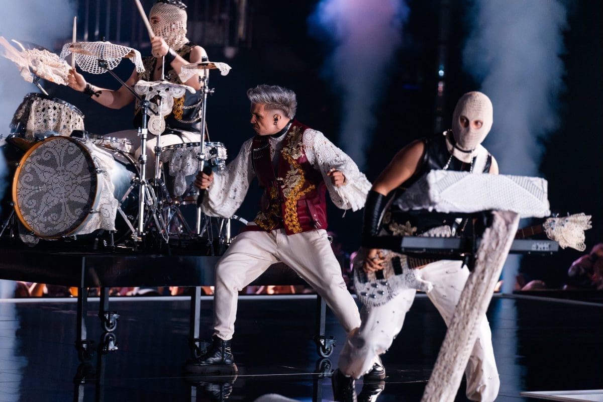 PONOSNI DO NEBA Spektakularan nastup Baby Lasagne, dvorana “eksplodirala!”